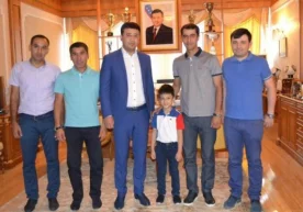 Хабарингиз бор, Осиёнинг 5 карра энг яхши ҳаками, Жаҳон
