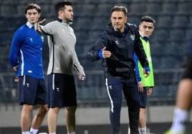 Фабио Каннаваро бошчилигидаги мураббийлар штаби навбатдаги