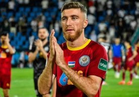 «Насаф»нинг чап қанот ҳимоячиси Шерзод Насруллаев жамоа