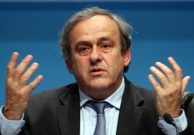 UEFA собиқ президенти ва француз футболи афсонаси Мишел