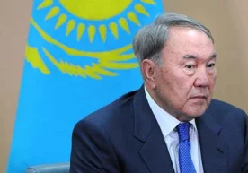 Қозоғистон президенти Нурсултон Назарбоев ҳокимиятни