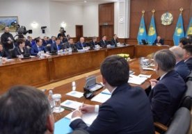 Qozog‘iston prezidenti moliya vazirining "joyi"ni ko‘rsatib qo‘ydi фото