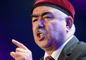 Маршал Дўстум Дашти Лайли чўлидаги воқеани такрорламоқчи фото