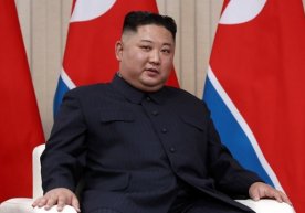 Фото: Новйнй КХДР Давлат кенгаши раиси Ким Чен Ин
