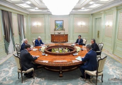 Шавкат Мирзиёев «ЛУКОЙЛ» компанияси президентини қабул қилди фото