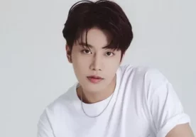 Жанубий Корея поп-мусиқа гуруҳи NCT’нинг собиқ аъзоси Мун