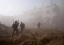 Фото: Reuters Ғазо секторидаги уруш пайтида Исроил армияси