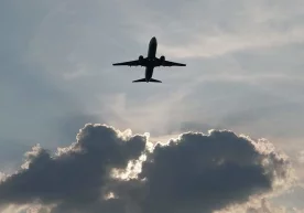 Pekindan Parijga uchayotgan Boeing777 samolyoti bortida