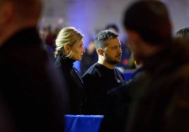 Зеленскийнинг рафиқаси уруш вақтида нималар билан шуғулланаётганини айтиб берди фото