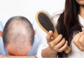 What is seasonal hair loss? фото