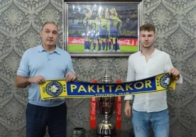 Кими Мерк "Пахтакор" футболчисига айланди. Бу