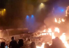 Эронда мамлакат бўйлаб давом этаётган норозилик