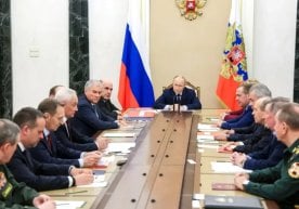 Россия президенти Владимир Путин расмийларга ядровий