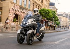 Yamaha 2026 йилги Tricity 300 моделини тақдим этди ва уни