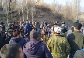 Tojikiston bilan chegarada qirgʻizistonlik fuqaro qattiq yaralandi (video) фото