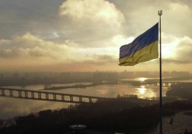 Zelenskiy ofisi Ukrainada tinchlik o‘rnatish shartini aytdi фото