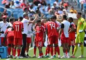 Лиссабоннинг «Бенфика» клуби президенти Руй Кошта жамоа