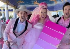 Ноодатий никоҳ: америкалик блогер ўзи севган пушти ранг