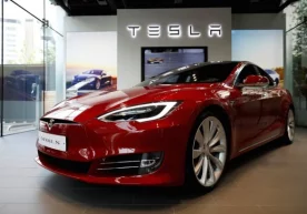 АҚШнинг Tesla компанияси Model S седанининг оммавий