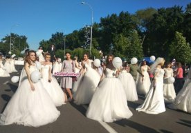 Фото: Тошкент шаҳар ҳокимлиги Тошкентда келинлар сайли