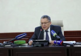 Марказий банк раиси Мамаризо Нурмуратов Ўзбекистон