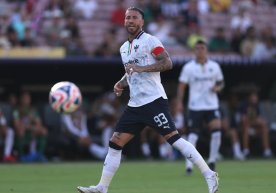 Футбол оламида яна бир қизғин хабар: тажрибали ҳимоячи