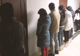 Qozog‘istonda fohishalik bilan shug‘ullanib kelgan o‘zbekistonlik ayollar qo‘lga olindi фото