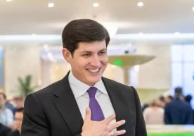 Қирғизистон президенти Садир Жапаров Отабек Умаровни
