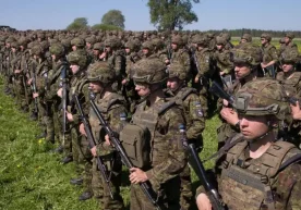 Фото: Эстония мудофаа кучлари Эстония Украинага