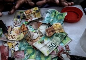 Ғазода банклар ишламаётгани ва янги пул келмаётгани сабаб