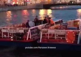 Санкт-Петербургда Фонтанка дарёсида сайр қилиш учун