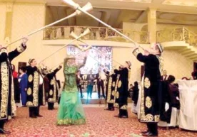 Тўй. Ажабки, кишиларнинг не-не орзуси, қувончи,