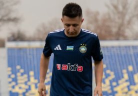 “Насаф”нинг маҳоратли ярим ҳимоячиси Ойбек Бозоров