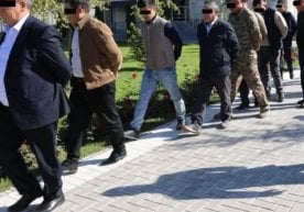 Қирғизистонда бир кунда 24 нафар мансабдор шахс ҳибсга
