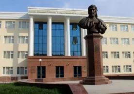 Ўзбекистонда педагоглар учун сиртқи таълим бекор қилинади фото