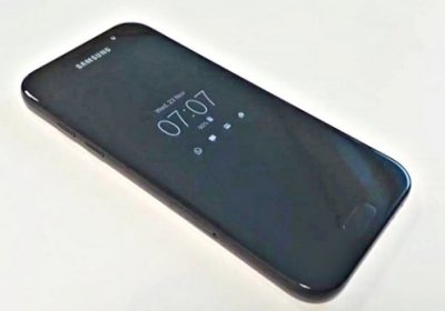 Samsung навбатдаги А серия смартфонларининг сувдан ҳимояланишини тасдиқлади фото
