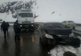 “Қамчиқ” довонида ноқулай об-ҳаво шароити давом этмоқда.