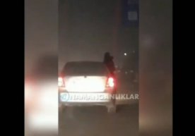 Sherigini oynadan chiqarib sayr qildirgan haydovchining avtomashinasi olib koʻyildi(video) фото