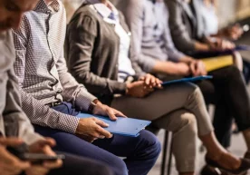 Бюро ходимлари томонидан суд ва бошқа орган қарорларининг