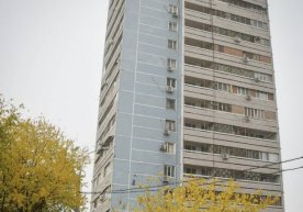 Toshkentlik yigit Darxondagi 18 qavatli uydan o‘zini tashladi фото