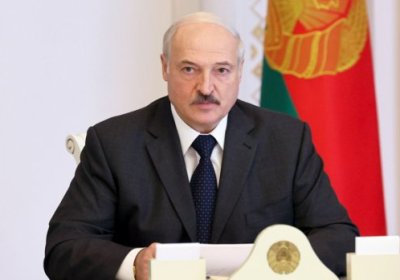 Лукашенко: «Ўтган йил бизларга ниқоб тақди, бироқ айримларнинг юзидаги ниқобни сидириб ташлади» фото