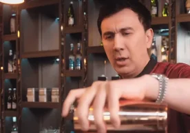 Der Sänger Botir Qodirov hat einen bombastischen Song in