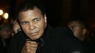 OAVda sobiq bokschi Muhammad Ali o‘lim to‘shagida yotgani ma’lum qilindi фото