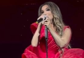 Хонанда Райҳон концерти давомида томошабинларни бефарқ