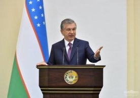 Shavkat Mirziyoyev ikkita viloyat hokimiga «hayfsan» berdi фото