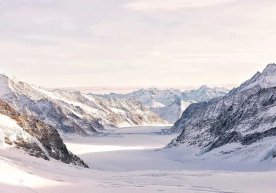 Қамчиқ довонидаги йўл 02:30 дан бошлаб кучли қор ёғиши ва