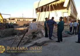 Фото: facebook.com/Bukharainfo Бухородаги икки қаватли