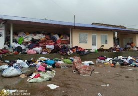 Sirdaryo viloyati hokimligi yomg‘irda qolgan xayriya buyumlari yuzasidan munosabat bildirdi фото