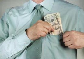 Валюта сотиб олмоқчи бўлганлар ҳар уч ойда 5000 долларгача