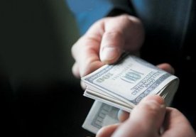 Бош прокуратура: яна бир шифокор пора билан қўлга тушди фото